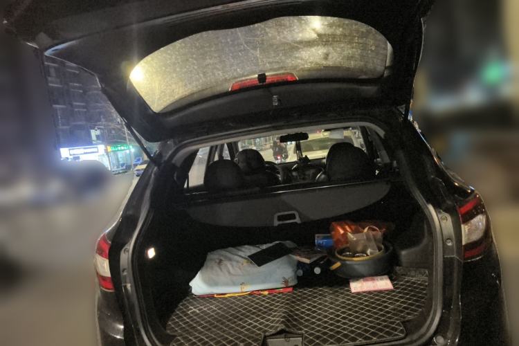 Used Hyundai ix35 2013 2.0L Automatic Two-Wheel Drive Smart GLS China IV Standard
