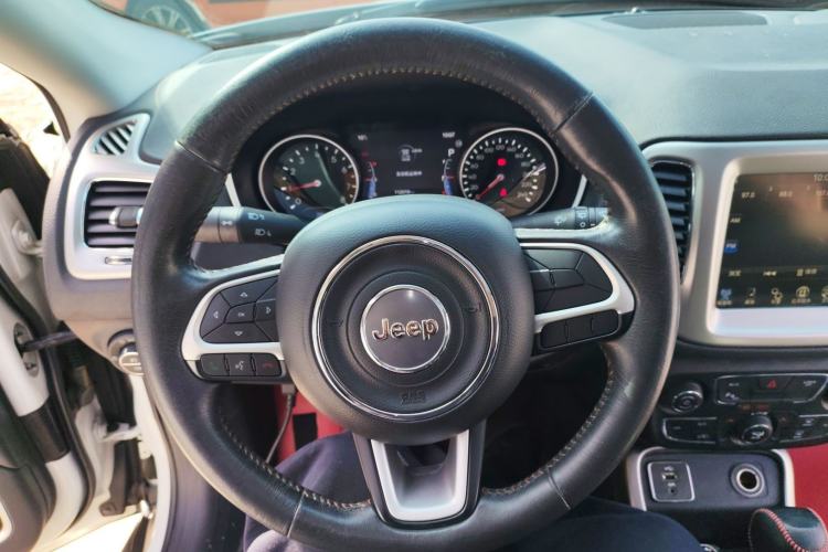 Used Jeep Compass 2017 200T Automatic Family Edition