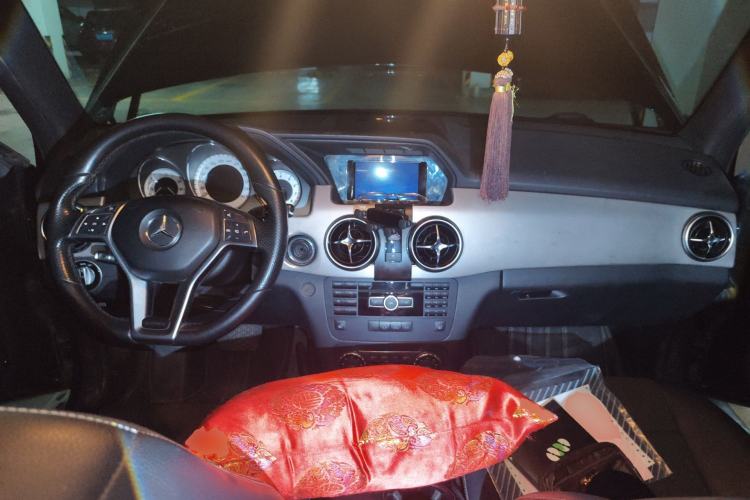 Used Mercedes-Benz GLK-Class 2015 GLK 260 4MATIC Fashion Edition Ultimate Version
