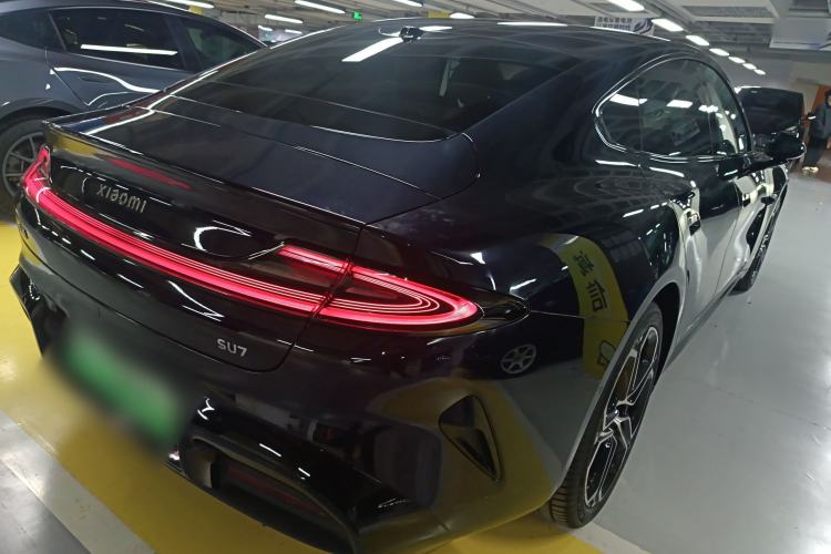 Used Xiaomi Auto SU7 2024 Rear-Drive Long-Range Intelligent Driving Version
