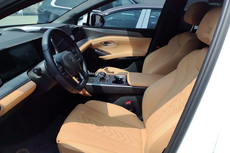 Used BYD Song L DM-i 2025 Intelligent Driving Version 160 km Beyond-Range Type
