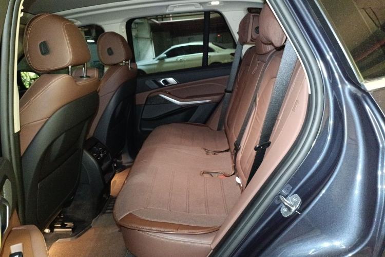 Used BMW X5 2022 xDrive40i M Sport Package
