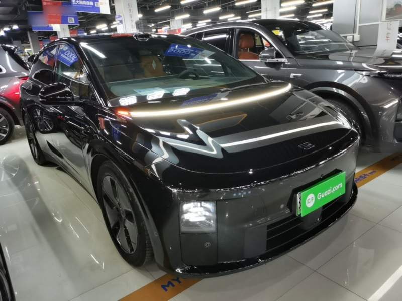 Used Li Auto i6 2025 Model Two-Wheel-Drive Standard Type — 3