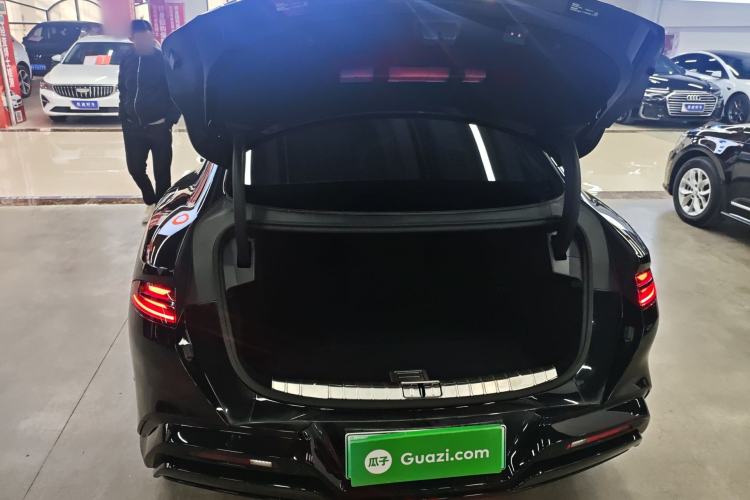 Used Denza Z9 2024 1100 km All-Wheel-Drive Ultra Version