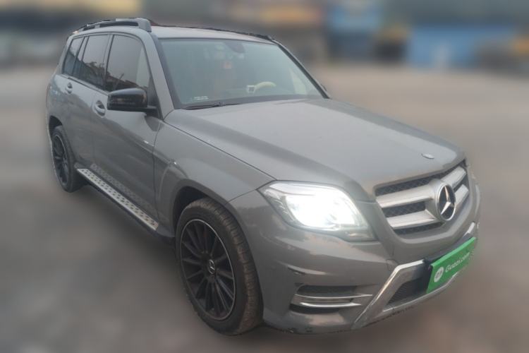 Used Mercedes-Benz GLK-Class 2011 GLK 300 4MATIC Dynamic Model Front Right 45 Deg
