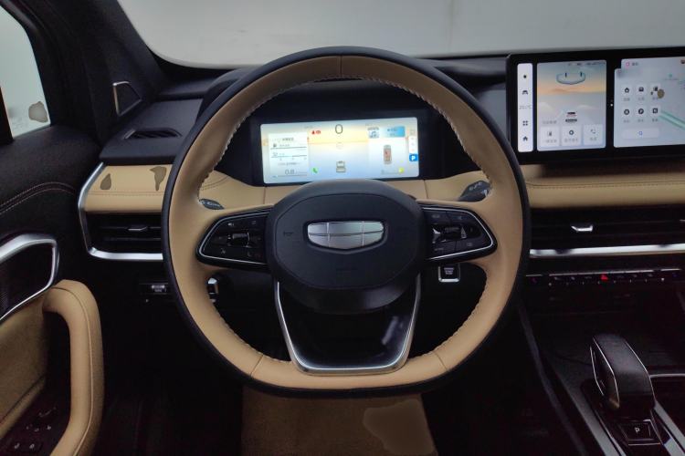 Used Geely Auto Haoyue L 2023 2.0T DCT Flagship Version
