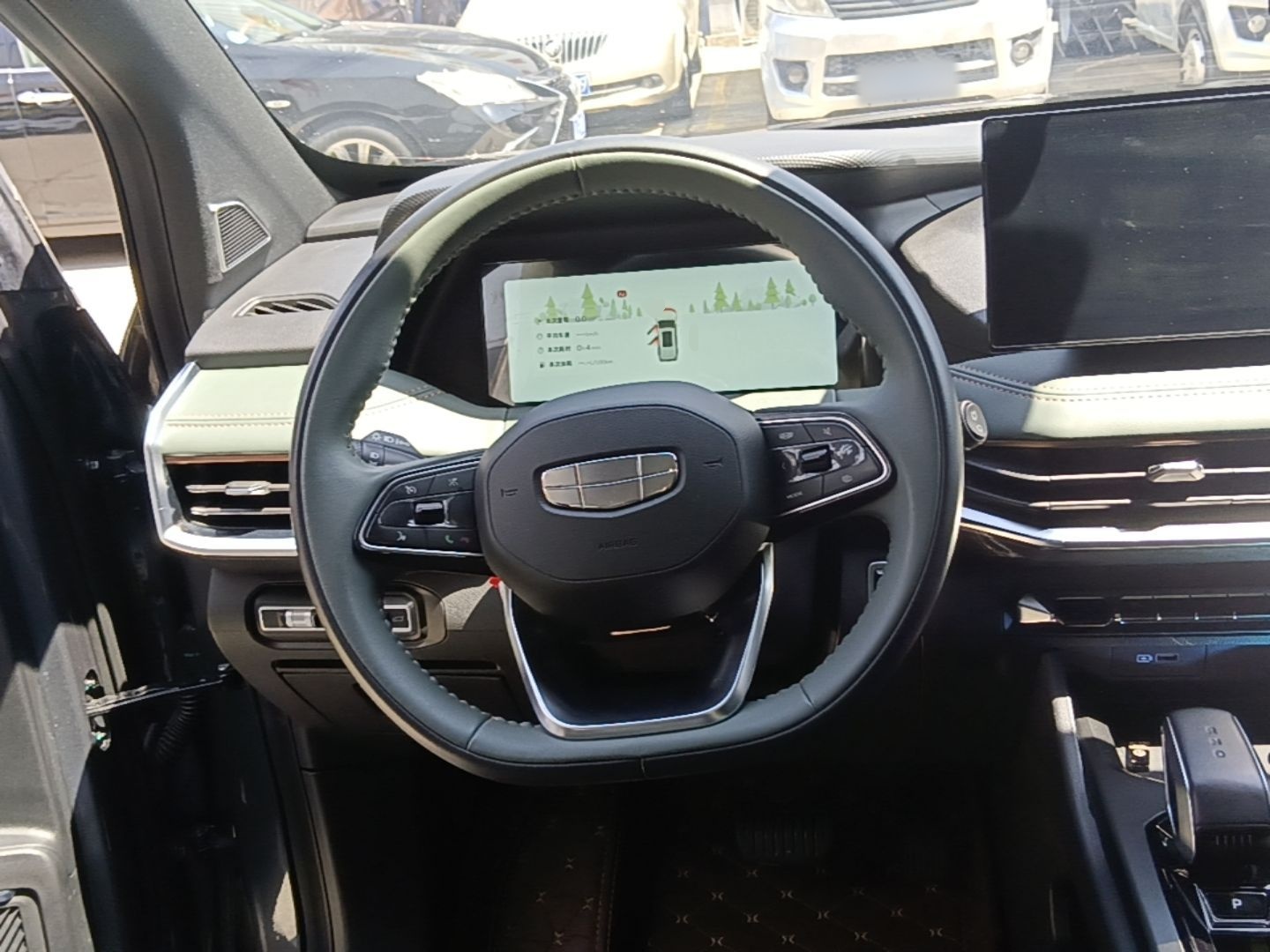Geely Auto Haoyue L 2023 2.0T DCT Luxury Version — снимка 18