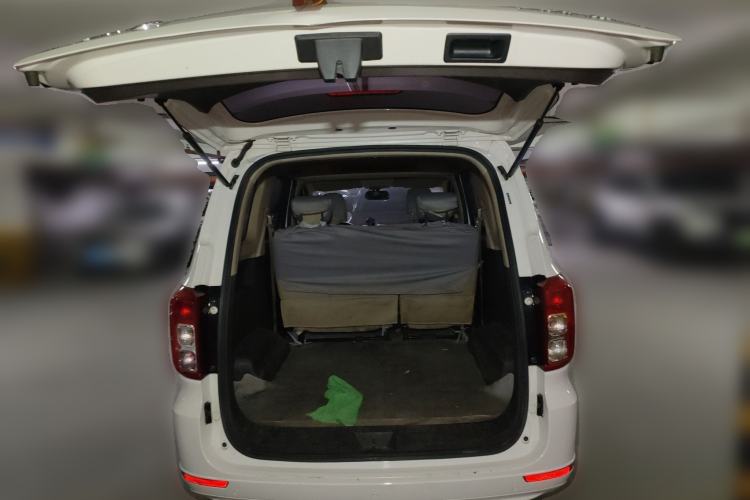 Used Wuling Hongguang 2019 1.5L S Standard Version China VI LAR
