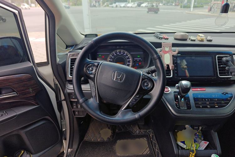 Used Honda Elysion 2016 2.4L Luxury Edition