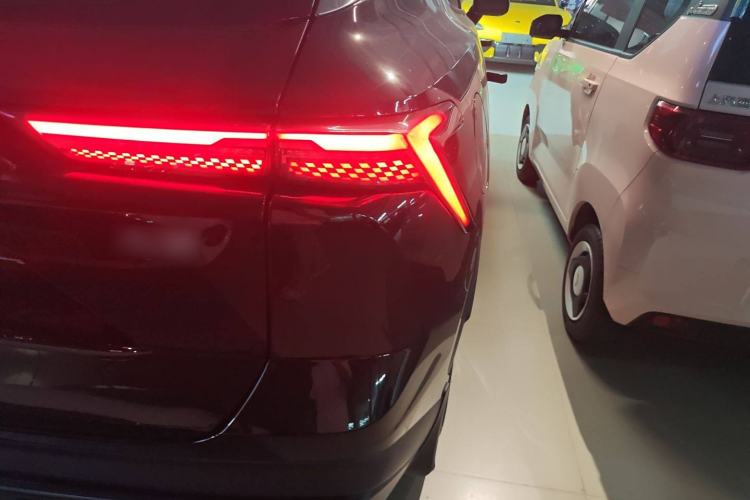 Used JETOUR Dashing 2023 1.5T DCT Starlight Shine Pro Edition