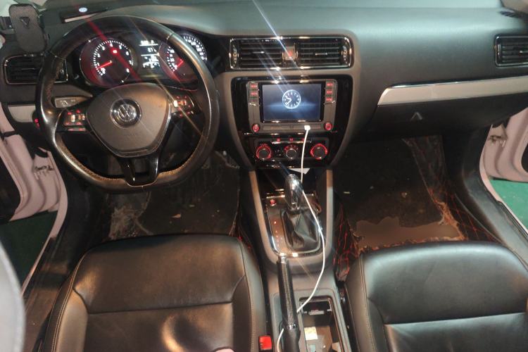 Used Volkswagen Sagitar 2017 1.6L Automatic Comfort Model
