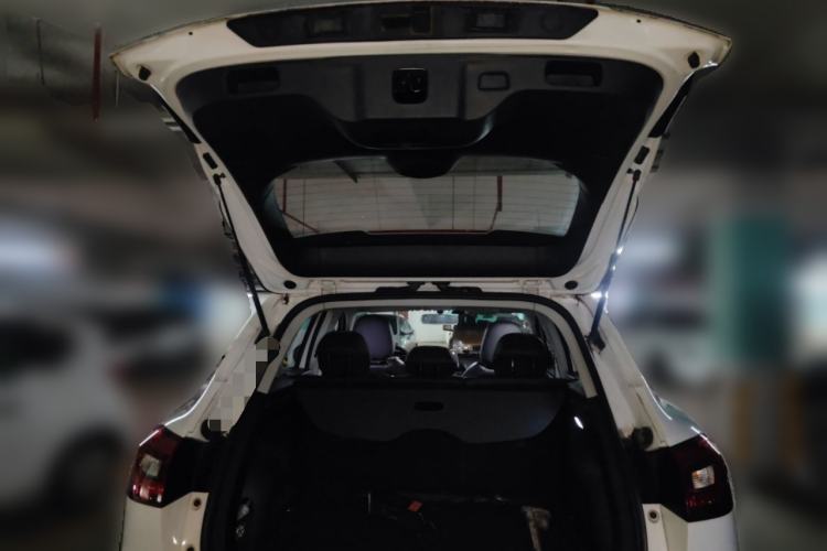 Used BORGWARD BX5 2017 20TGDI Automatic Two-Wheel Drive Pioneer Edition Trunk