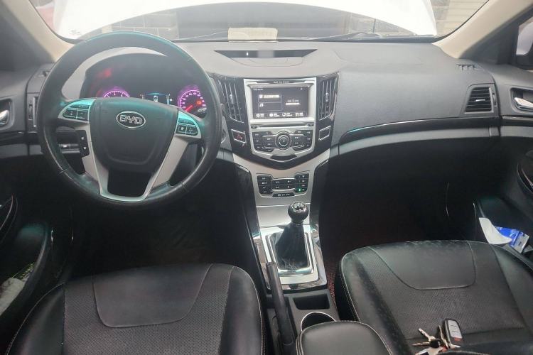 Used BYD Surui 2014 1.5L Manual Luxury Model
