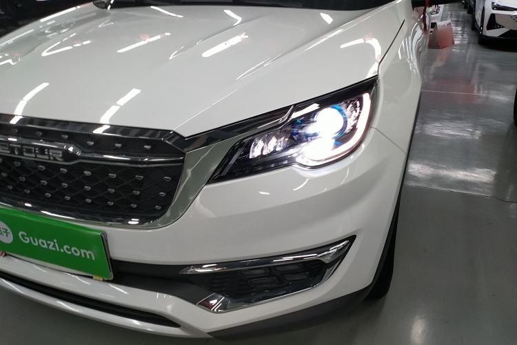 Used JETOUR X70S 2023 1.5T DCT Glory Edition 7-Seater
