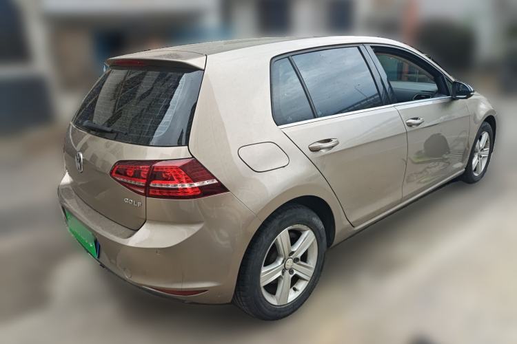 Used Volkswagen Golf 2017 230TSI Automatic Comfort Edition – Celebrating Milestone of One Million Units Rear Right 45 Deg