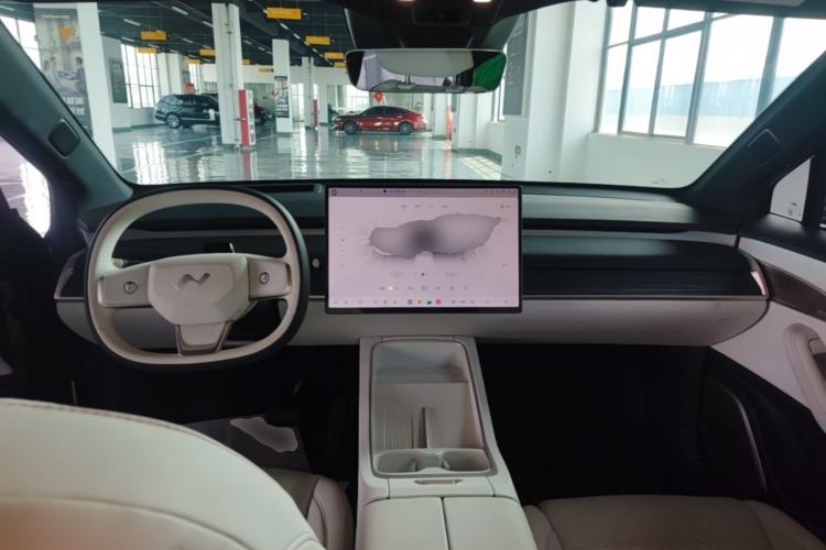 Used ONVO L60 2024 60 kWh Rear-Drive Version