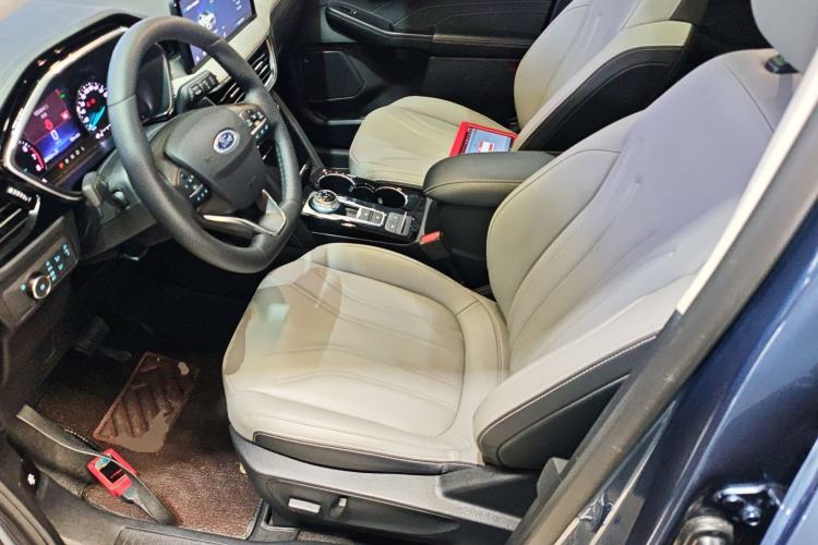 Used Ford Escape 2024 EcoBoost 245 Two-Wheel-Drive Comfort Edition
