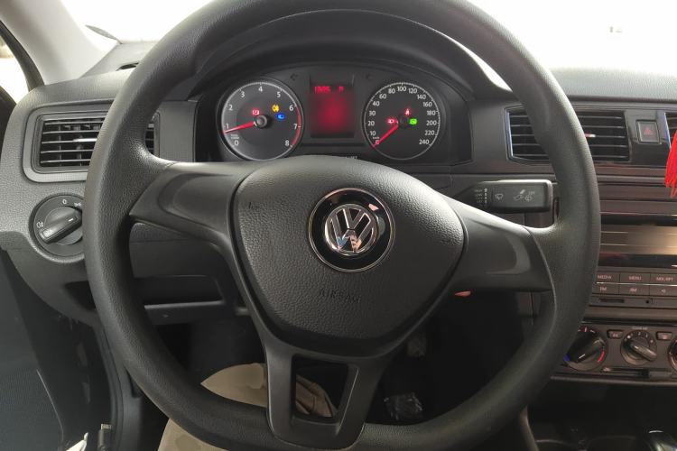 Used Volkswagen Santana 2016 1.6L Automatic Fashion Edition
