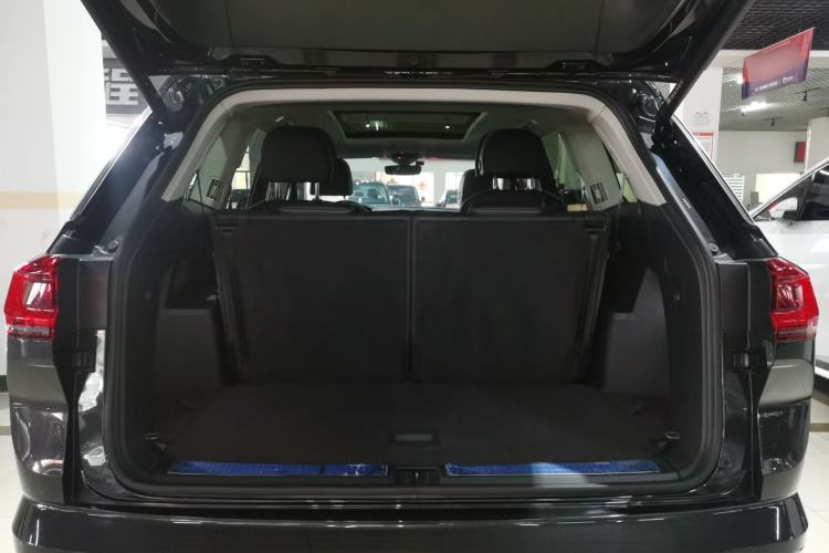 Used Volkswagen Talagon 2024 380TSI All-Wheel Drive Luxury Prestige Pro 6-Seater Trunk