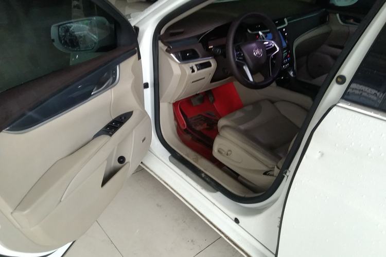 Used Cadillac XTS 2014 28T Comfort Version
