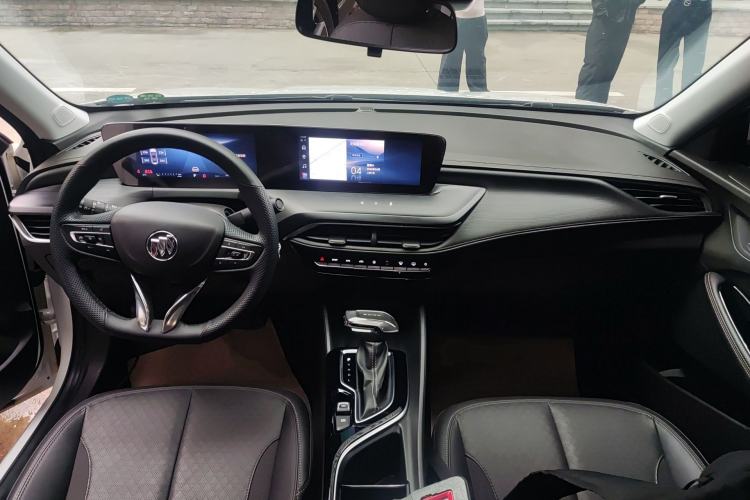 Used Buick Verano 2023 Pro Enjoyment Edition Center Console