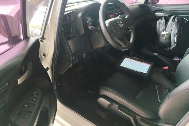 Used Honda Fit 2016 1.5L LXS CVT Comfort Sunroof Version
