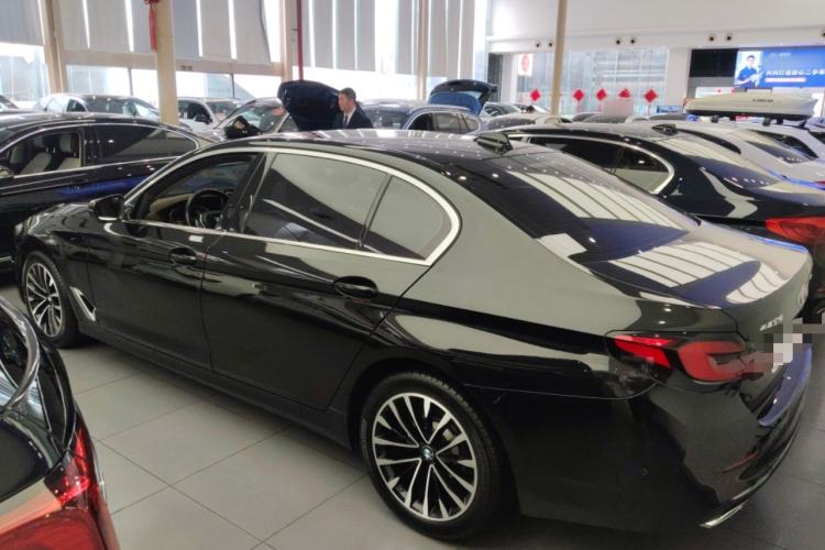 Used BMW 5 Series 2021 525Li Luxury Package
