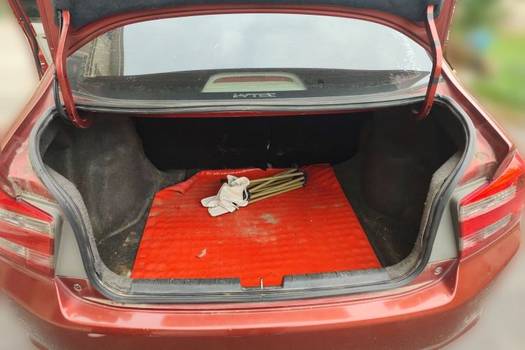 Used Honda City Classic 2012 1.5L manual Comfort version
