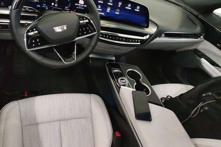 Used Cadillac LYRIQ 2022 Rear-Drive Long-Range Luxury Edition