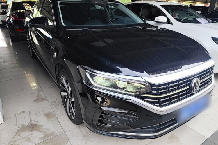 Used Volkswagen Passat 2022 380TSI Flagship Edition