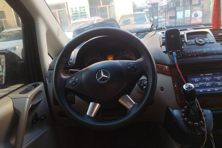 Used Mercedes-Benz Viano 2013 3.0L Navigator Edition Steering Wheel
