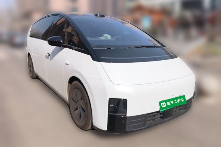 Used Li Auto MEGA 2025 Home Family Special Edition
