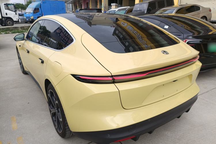 Used Nio ET5 2022 75 kWh Exterior 2