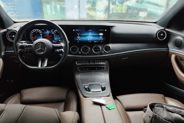 Used Mercedes-Benz E-Class New Energy 2022 Facelift E 350 e L Plug-in Hybrid Sedan
