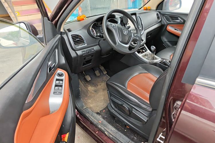 Used Baojun 560 2015 1.8L Manual Elite Edition