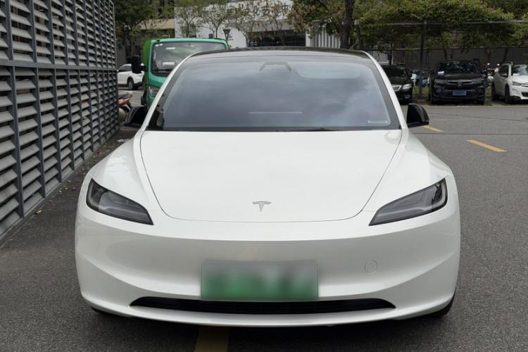 Used Tesla Model 3 2023 Rear-Wheel-Drive Version Exterior 4
