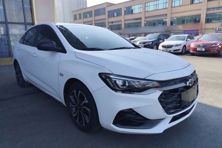 Used Chevrolet Monza 2020 Light Hybrid RS 330T Automatic Comfort Edition Front Right 45 Deg