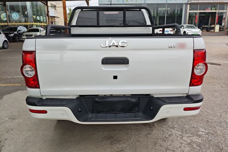 Used JAC Group T6 2022 2.0T Diesel Two-Wheel Drive Engineering Version with Long Wheelbase Rear