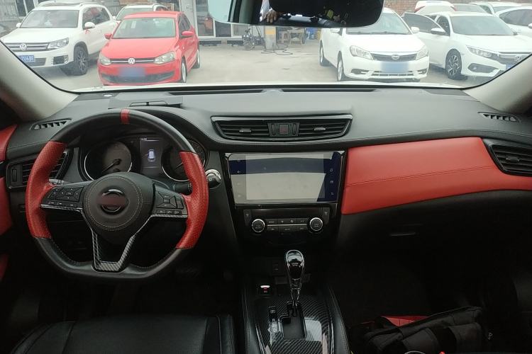 Used Nissan X-Trail 2021 2.0L CVT 2WD XL Premium Commemorative Edition Center Console