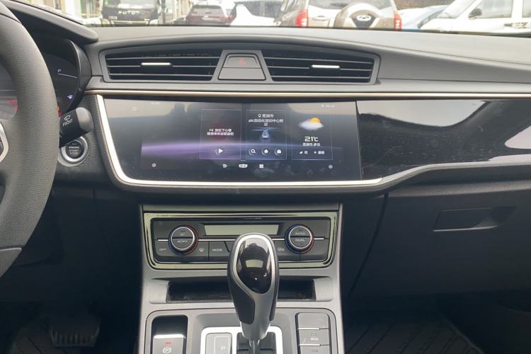 Used Geely Auto Emgrand GL 2021 UP 1.4T CVT Leading Edition Interior 3