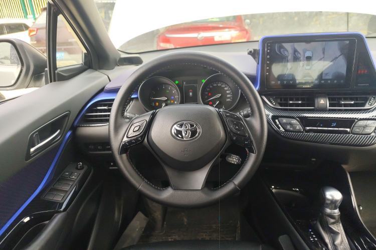 Used Toyota C-HR 2018 2.0L Luxury Edition China VI Standard Steering Wheel