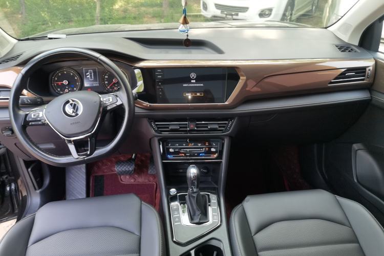 Used Volkswagen Tharu 2021 280TSI Two-Wheel-Drive Luxury Plus Edition