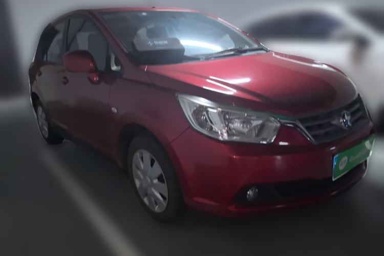 Used Venucia R50 2014 1.6L Automatic Splendid Edition
