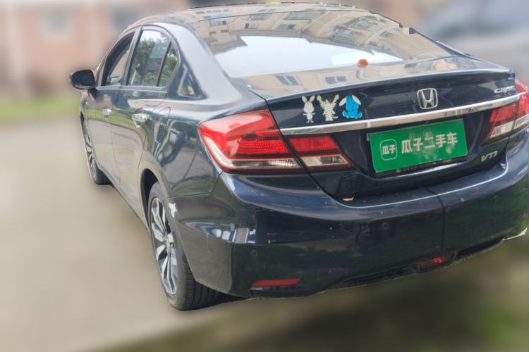 Used Honda Civic 2014 1.8L automatic luxury edition Rear Left 45 Deg