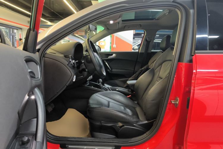 Used Audi A1 2014 30 TFSI Sportback Comfort Model
