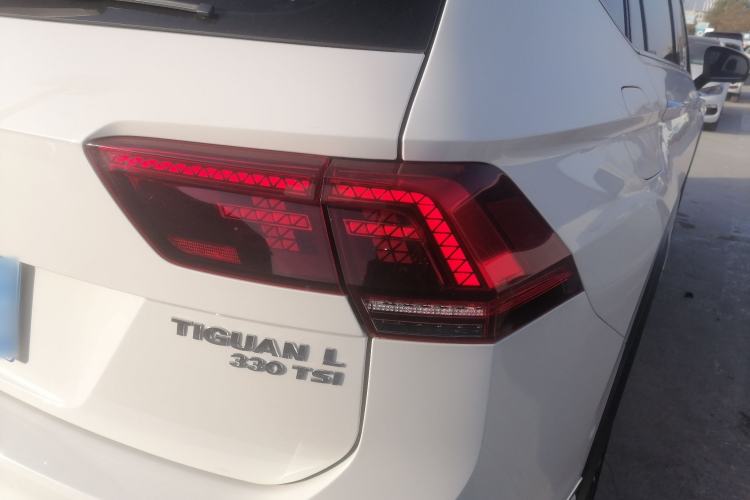 Used Volkswagen Tiguan L 2019 Restyled 330TSI Automatic Two-Wheel Drive R-Line Flagship Version China VI Standard