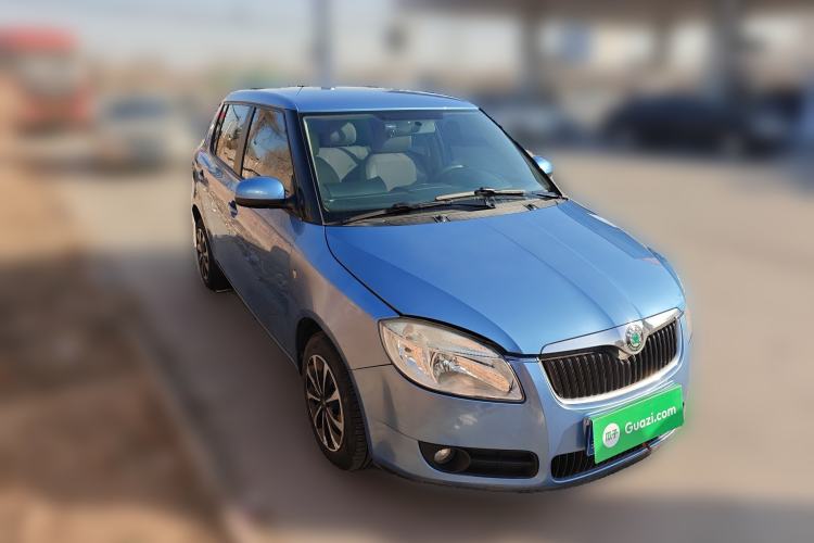 Used Skoda Fabia 2011 1.4L Automatic Crystal Edition