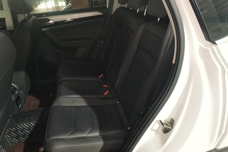 Used Volkswagen Tayron 2020 330TSI Two-Wheel Drive Luxury Smart Connectivity Version Left Rear Seat