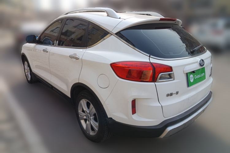 Used Bestune X80 2015 2.0L Automatic Comfort Anniversary Edition
