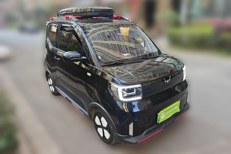Used Wuling Hongguang MINIEV 2022 GAMEBOY 300km Enthusiast Model with Lithium Iron Phosphate Front Right 45 Deg